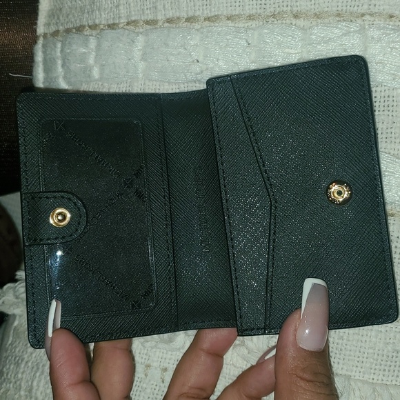 Michael Kors Jet Set Travel Slim Wallet Black - Picture 3 of 8